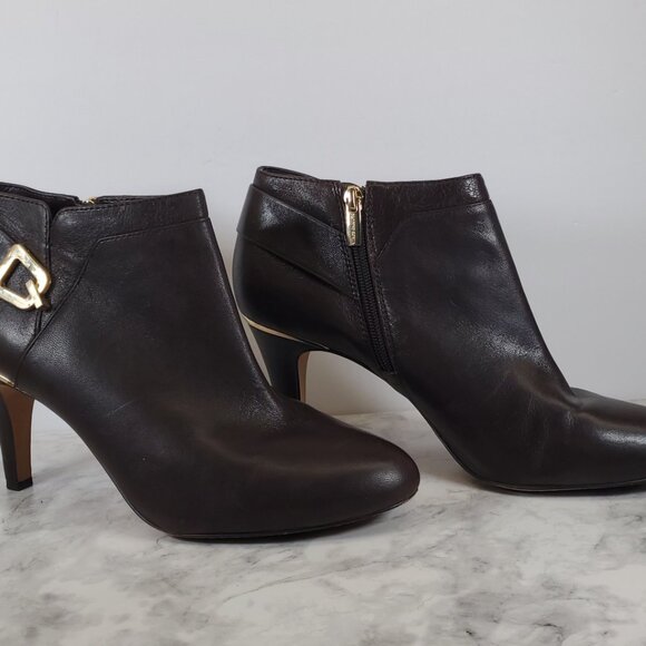 Vince Camuto Dark Brown Leather Stiletto Booties Gold Buckle 9.5M - Picture 2 of 10